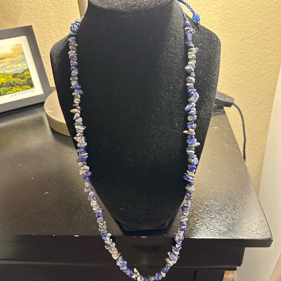 Free People Singl Strand Necklace in Indigo Blue NWT - Picture 4 of 5